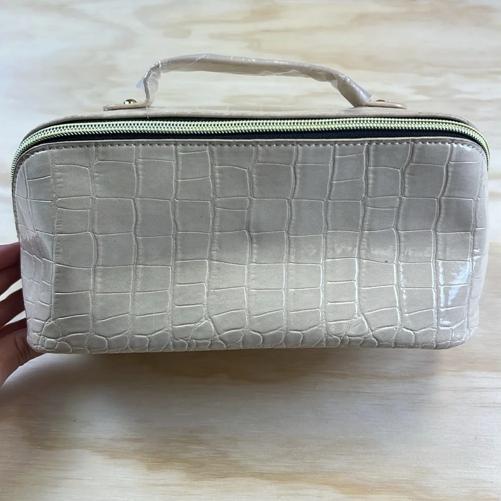 Travel Makeup Bag,Cosmetic Bag for Women, Portable Pouch, Flat Open Toiletry Bag
